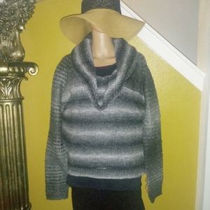 Gorgeous chunky knit cowl neck sweater XL